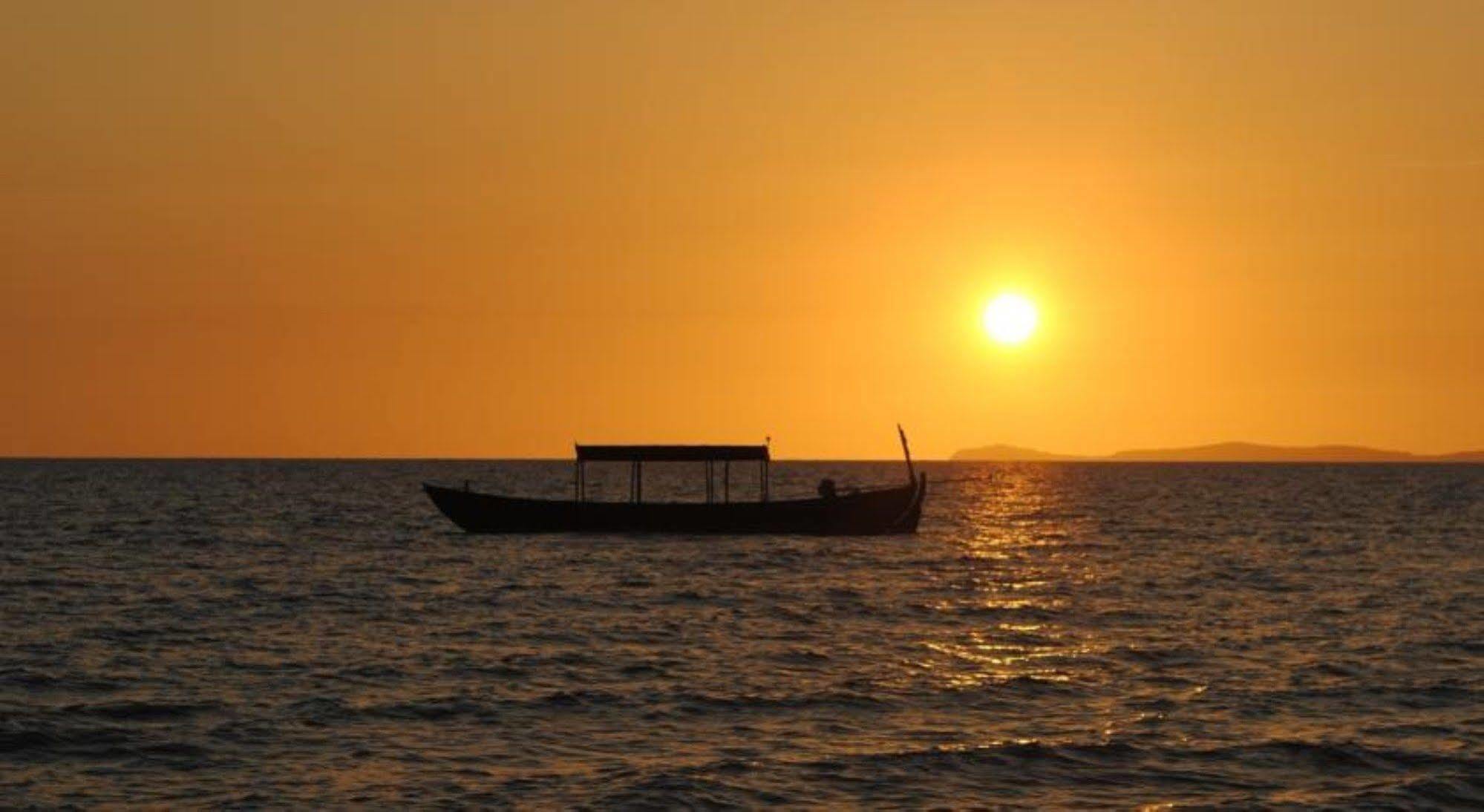 Otres Orchid Beach Resort Sihanoukville Extérieur photo