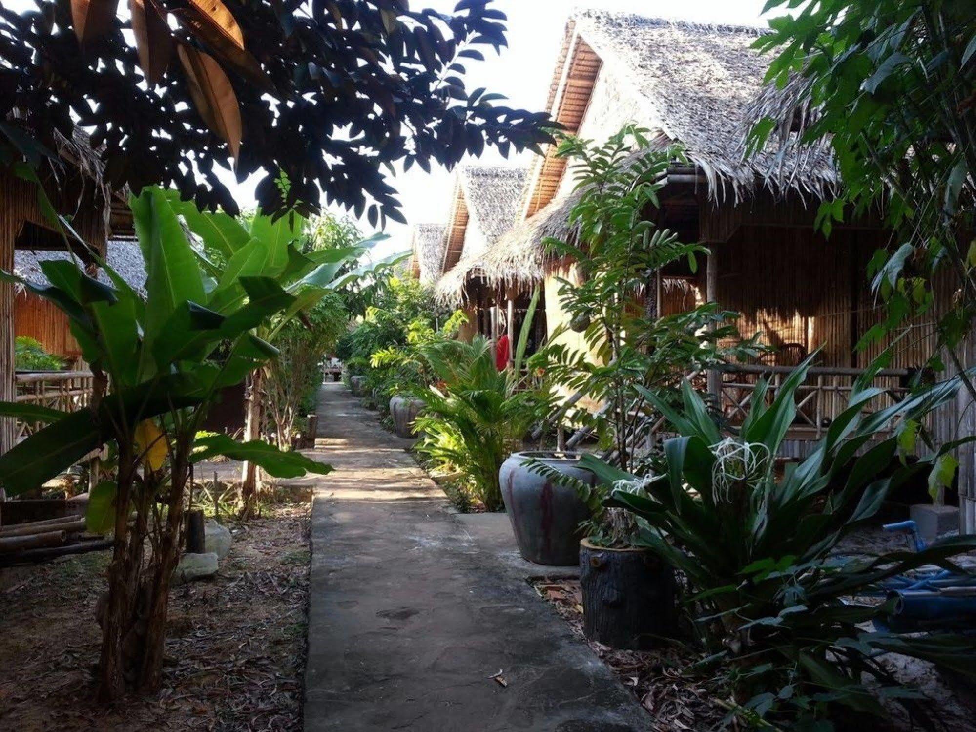 Otres Orchid Beach Resort Sihanoukville Extérieur photo